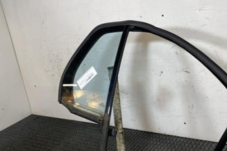 Custode arriere droit (porte) VOLKSWAGEN GOLF 5