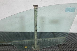 Vitre avant droit FORD FIESTA 6