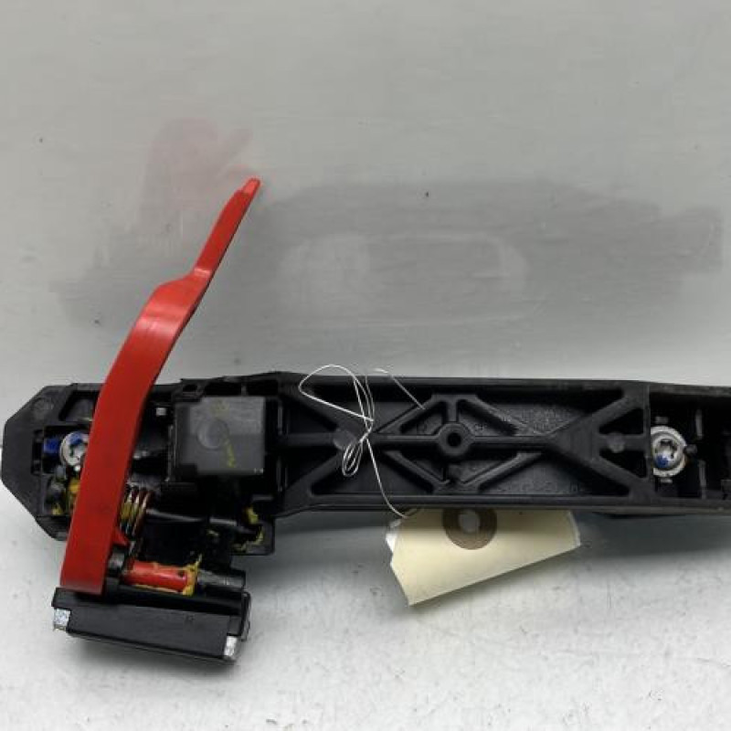 Poignee porte arriere droit TOYOTA YARIS 2 Photo n°3