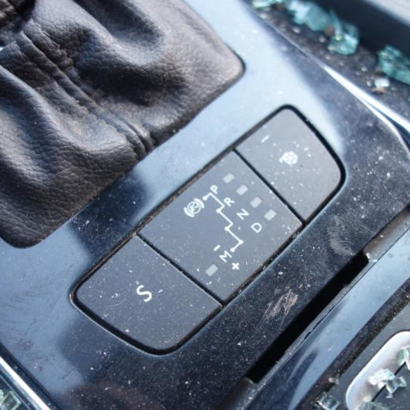 Boite a gants PEUGEOT 508 1 SW Photo n°10