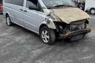 Poignee hayon MERCEDES VITO 639