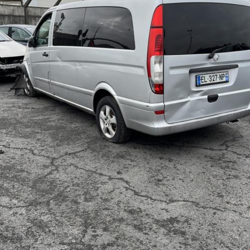 Poignee hayon MERCEDES VITO 639 Photo n°7