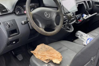 Poignee hayon MERCEDES VITO 639