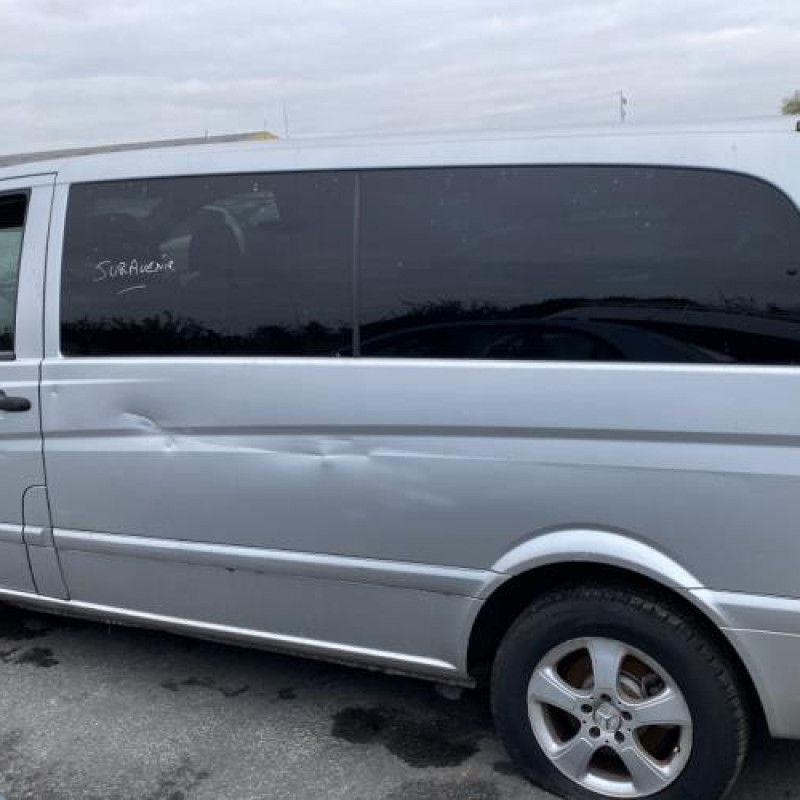 Poignee hayon MERCEDES VITO 639 Photo n°20