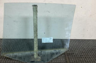 Vitre arriere droit VOLKSWAGEN GOLF 5