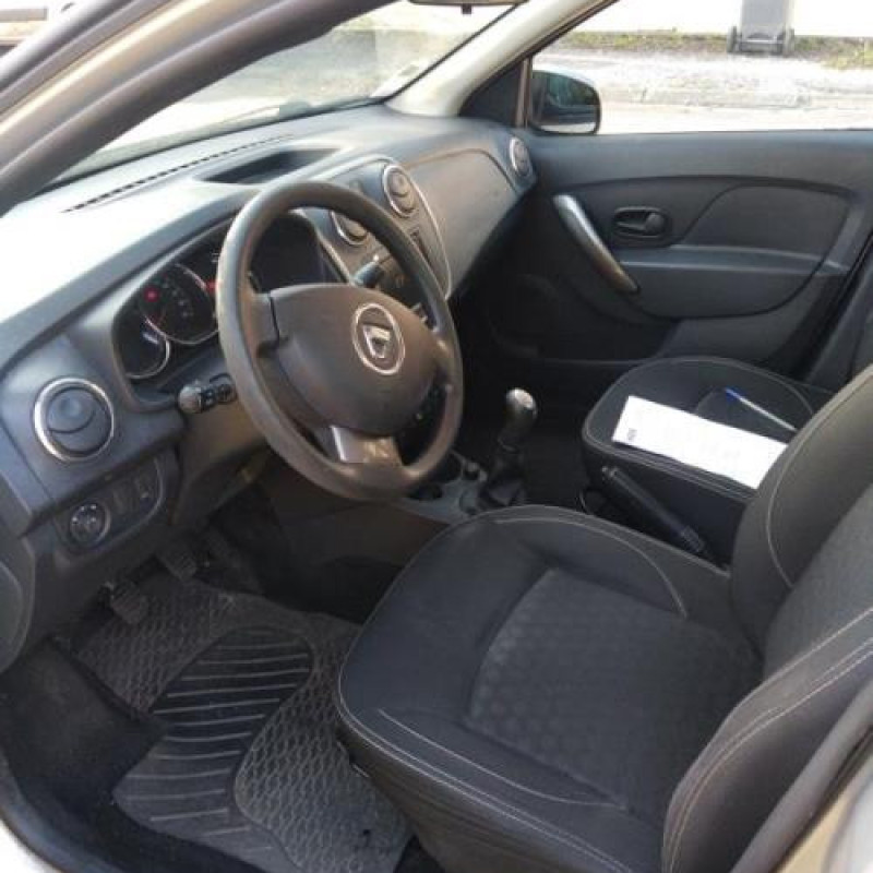 Vitre arriere droit DACIA LOGAN 2 Photo n°11