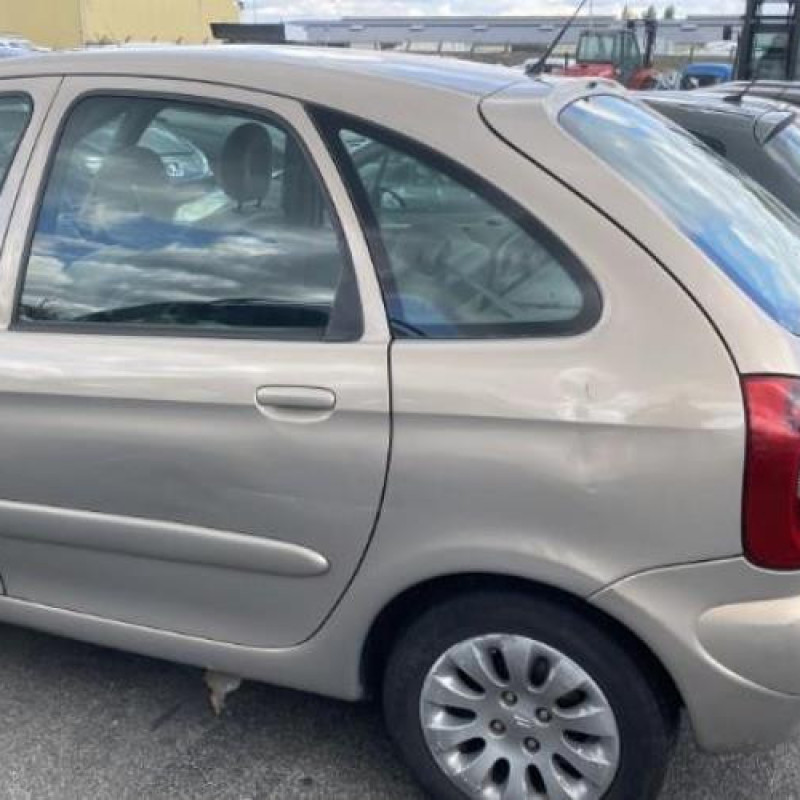 Poignee porte avant gauche CITROEN XSARA PICASSO Photo n°10