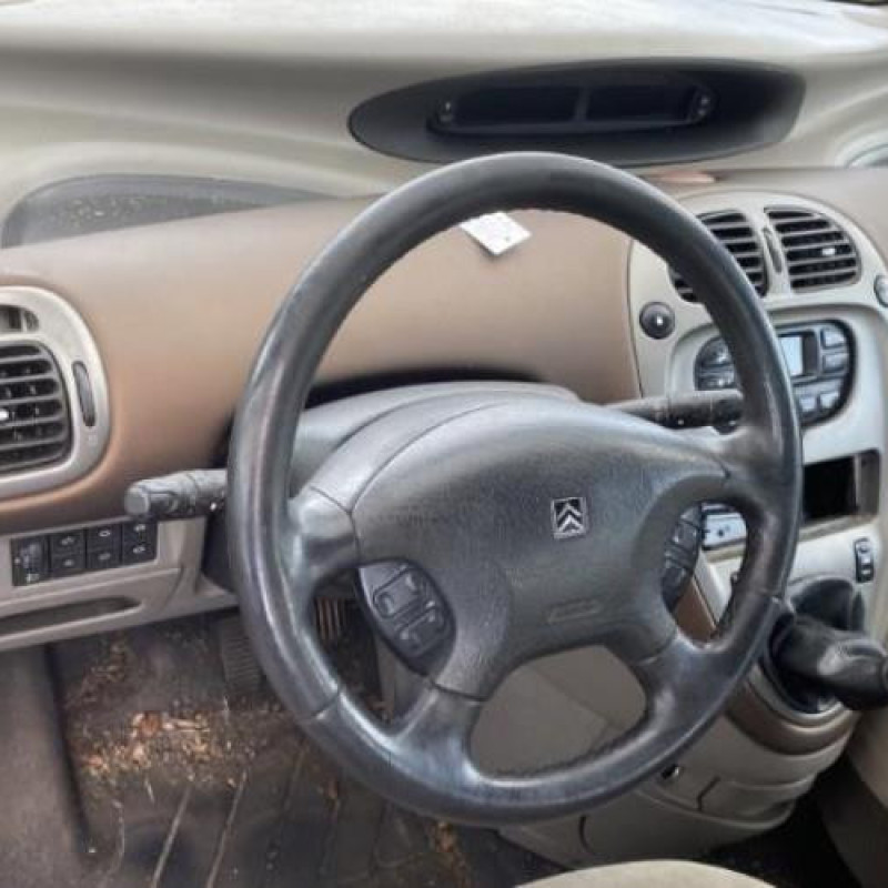 Poignee porte avant gauche CITROEN XSARA PICASSO Photo n°17