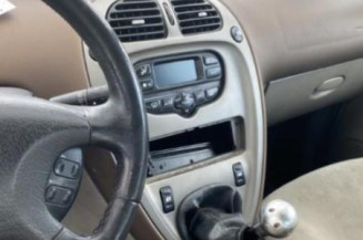 Poignee porte avant gauche CITROEN XSARA PICASSO