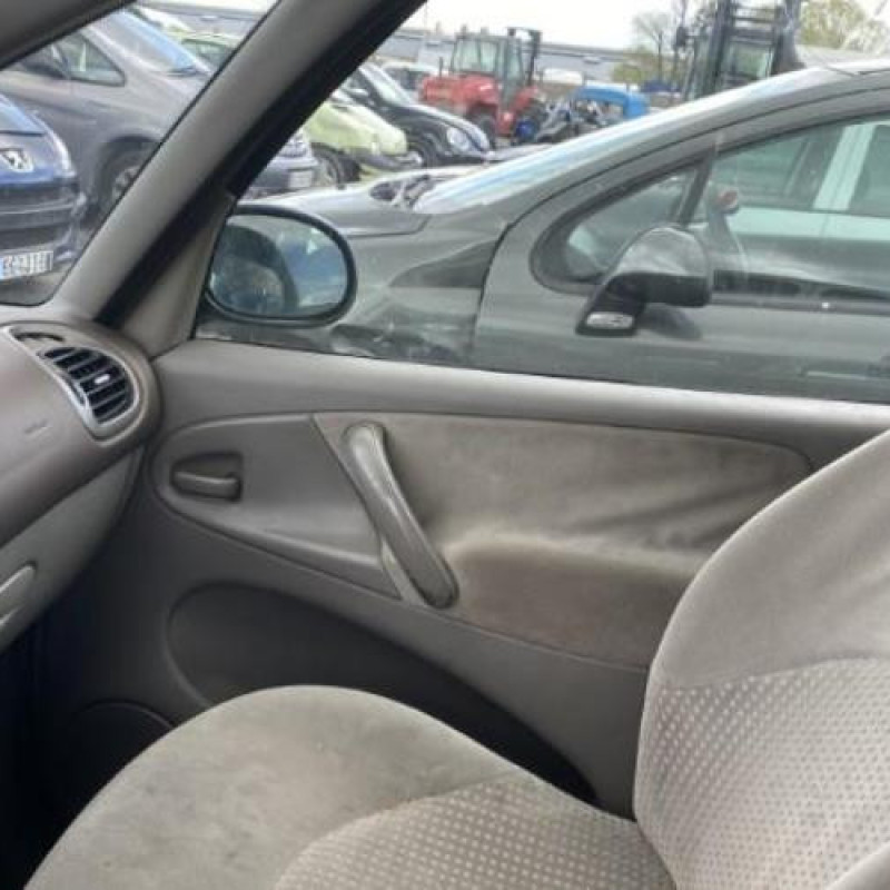 Poignee porte avant gauche CITROEN XSARA PICASSO Photo n°20