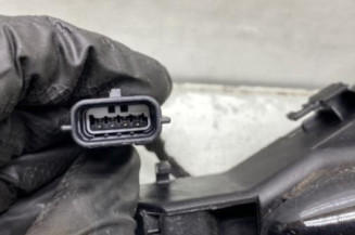 Poignee porte avant droit RENAULT CAPTUR 1