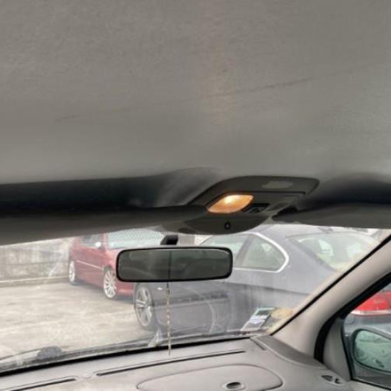 Poignee porte avant gauche RENAULT SCENIC 1 Photo n°17