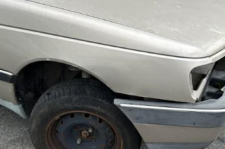 Poignee porte avant gauche PEUGEOT 405
