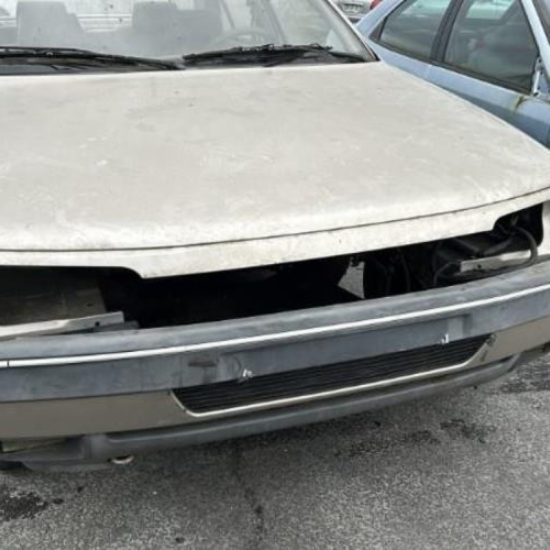 Poignee porte avant gauche PEUGEOT 405 Photo n°5
