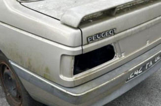Poignee porte avant gauche PEUGEOT 405