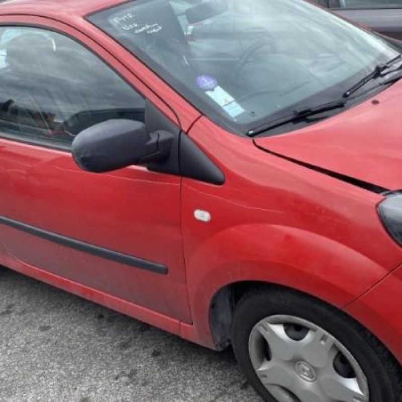 Feu arriere secondaire gauche (feux) RENAULT TWINGO 2 Photo n°5