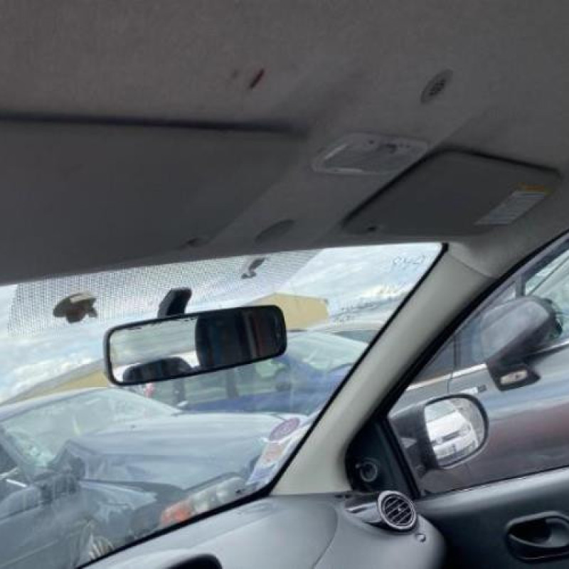 Feu arriere secondaire gauche (feux) RENAULT TWINGO 2 Photo n°6