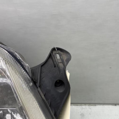Optique avant principal droit (feux)(phare) OPEL MERIVA A