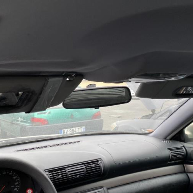 Feu arriere principal droit (feux) AUDI A4 1 Photo n°16