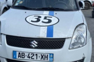 Feu arriere principal gauche (feux) SUZUKI SWIFT 3