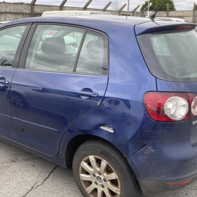 Feu arriere secondaire gauche (feux) VOLKSWAGEN GOLF PLUS Photo n°10
