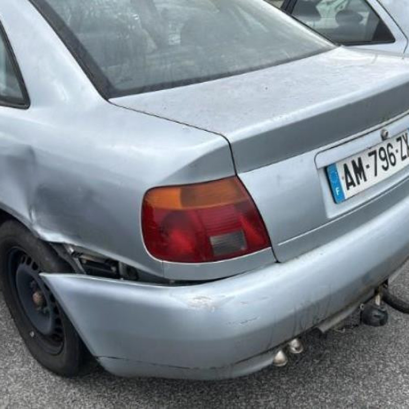 Feu arriere principal gauche (feux) AUDI A4 1 Photo n°8