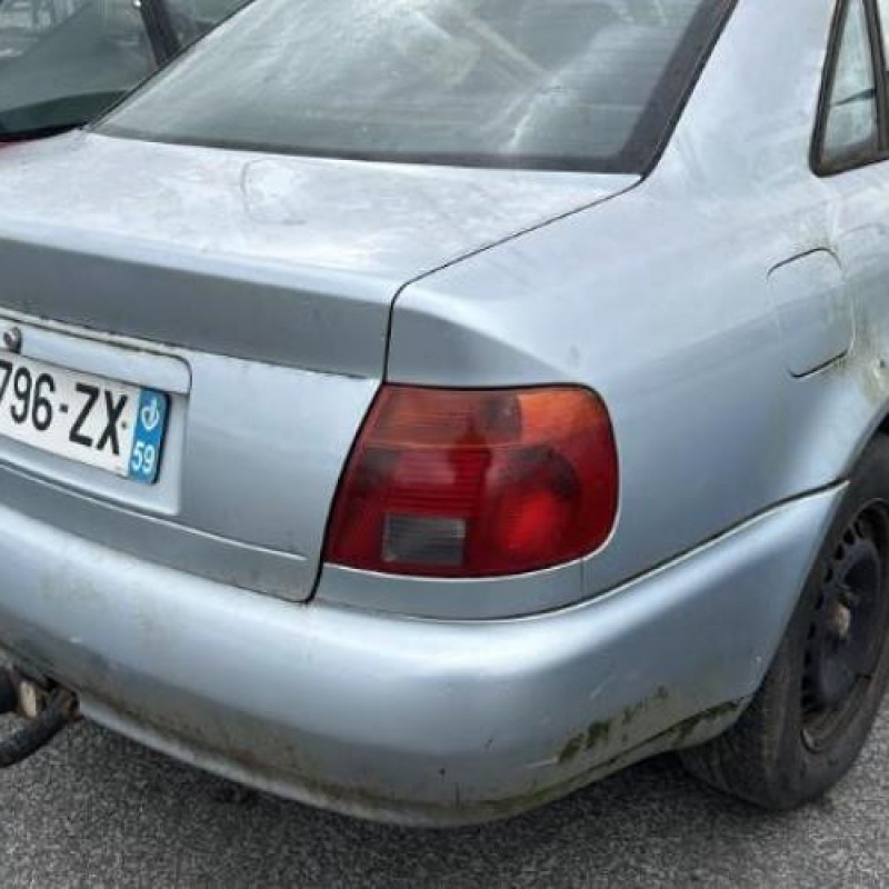 Feu arriere principal gauche (feux) AUDI A4 1 Photo n°9