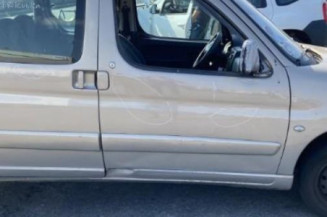 Moteur essuie glace arriere CITROEN BERLINGO 1