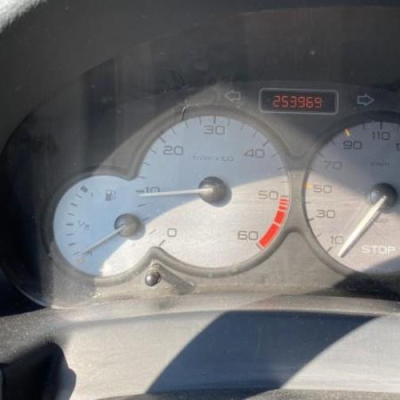 Moteur essuie glace arriere CITROEN BERLINGO 1 Photo n°19