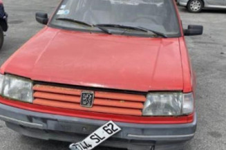 Optique avant principal gauche (feux)(phare) PEUGEOT 309