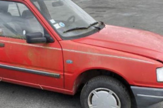 Optique avant principal gauche (feux)(phare) PEUGEOT 309