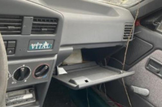 Optique avant principal gauche (feux)(phare) PEUGEOT 309
