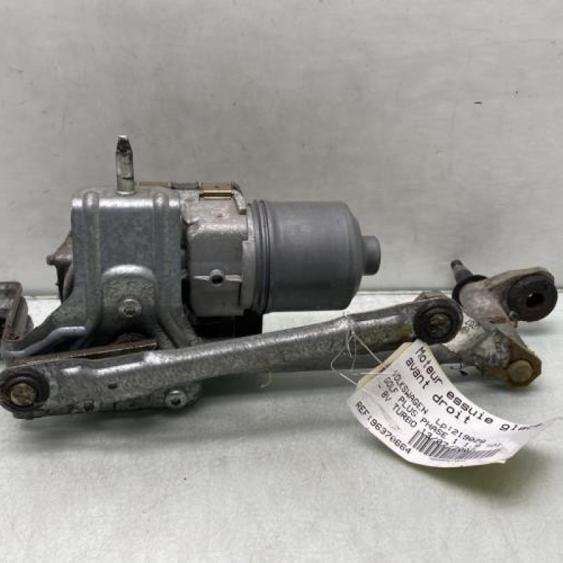 Moteur essuie glace avant droit VOLKSWAGEN GOLF PLUS Photo n°2