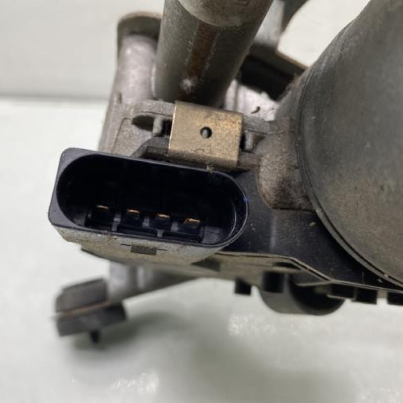 Moteur essuie glace avant droit VOLKSWAGEN GOLF PLUS Photo n°4
