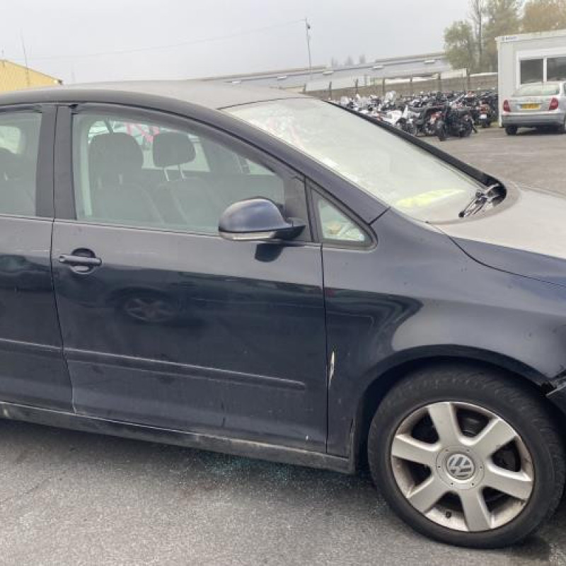 Moteur essuie glace avant droit VOLKSWAGEN GOLF PLUS Photo n°11