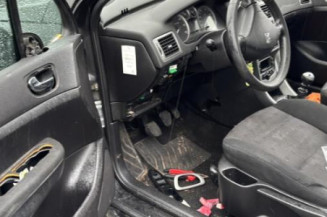 Moteur essuie glace arriere PEUGEOT 307