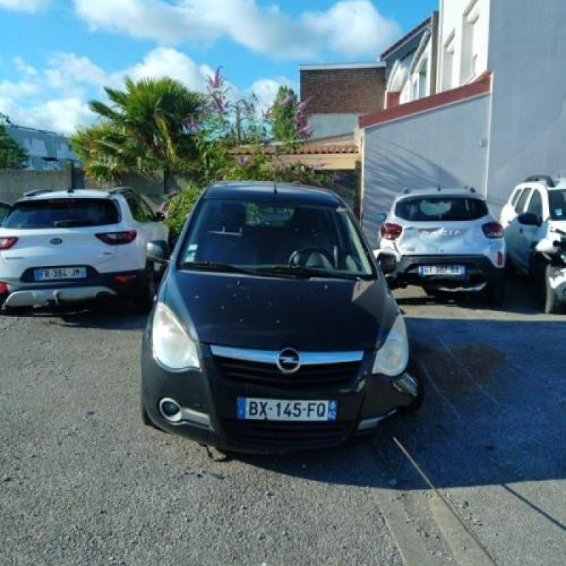 Feu arriere principal droit (feux) OPEL AGILA B Photo n°4