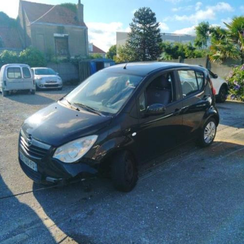 Feu arriere principal droit (feux) OPEL AGILA B Photo n°6