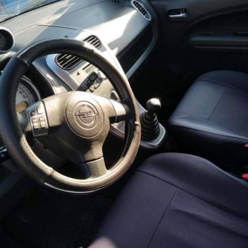 Feu arriere principal droit (feux) OPEL AGILA B Photo n°8