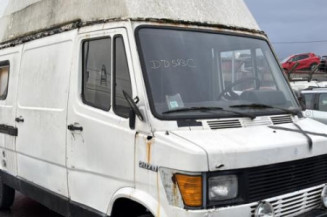 Feu arriere principal droit (feux) MERCEDES SERIE L 601