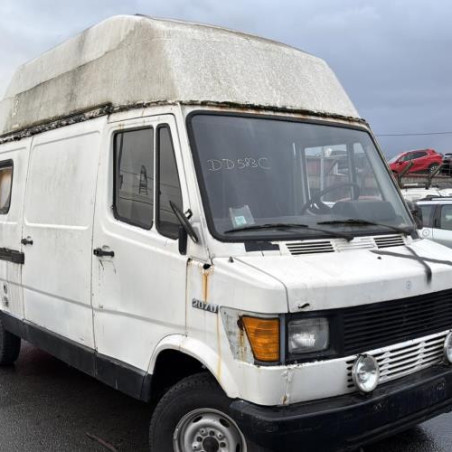 Feu arriere principal droit (feux) MERCEDES SERIE L 601