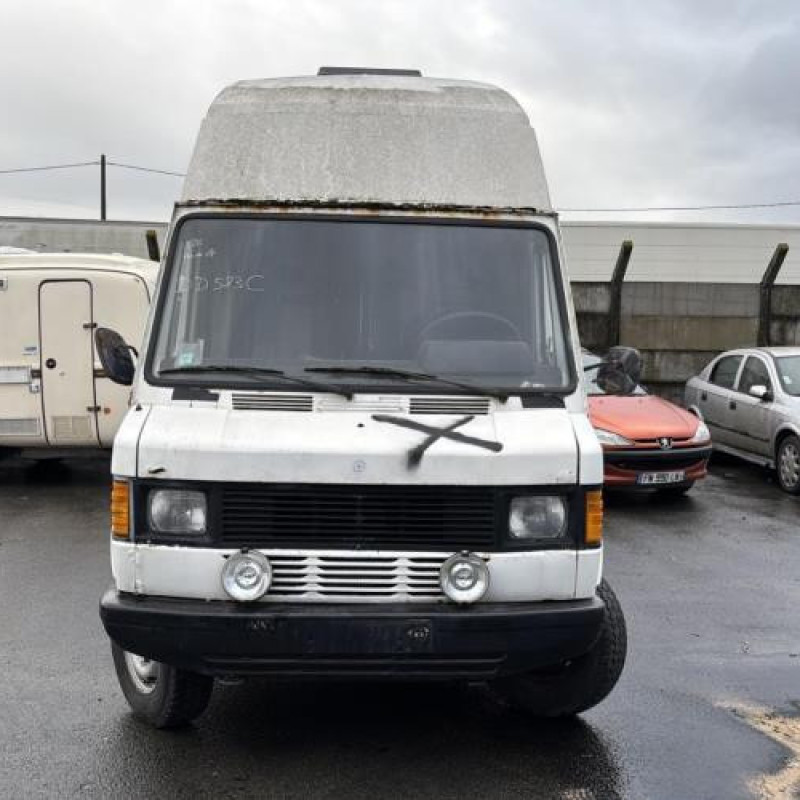 Feu arriere principal droit (feux) MERCEDES SERIE L 601 Photo n°8