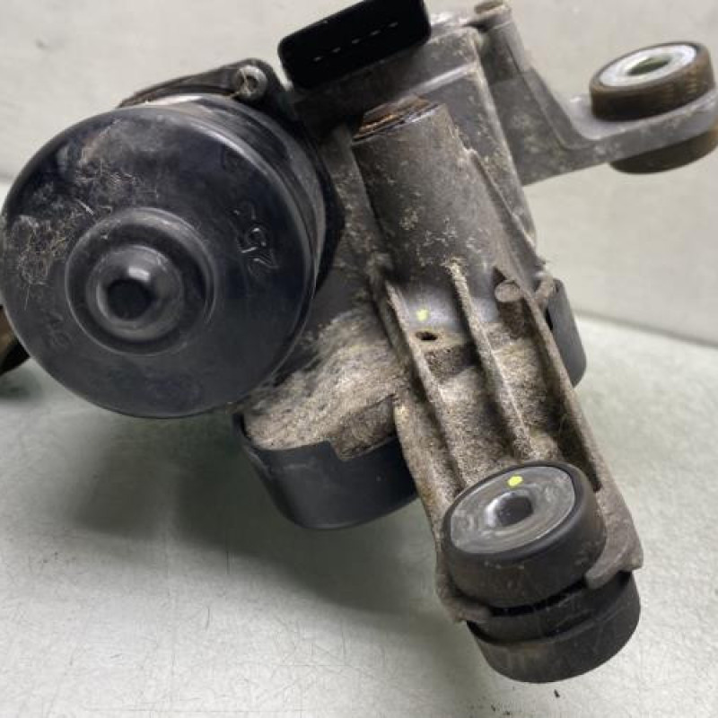 Moteur essuie glace avant gauche PEUGEOT RCZ Photo n°4