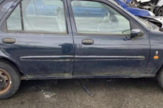 Moteur essuie glace arriere FORD FIESTA 4