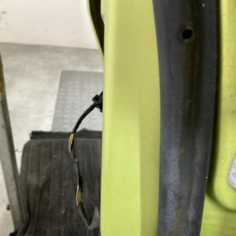 Porte arriere gauche FORD FIESTA 6 Photo n°3