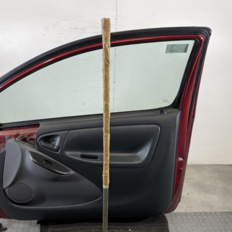 Porte avant droit TOYOTA YARIS 1 Photo n°8