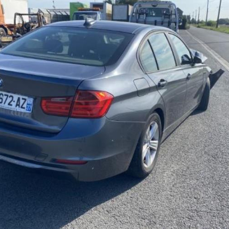Feu arriere secondaire gauche (feux) BMW SERIE 3 F30/F80 Photo n°7