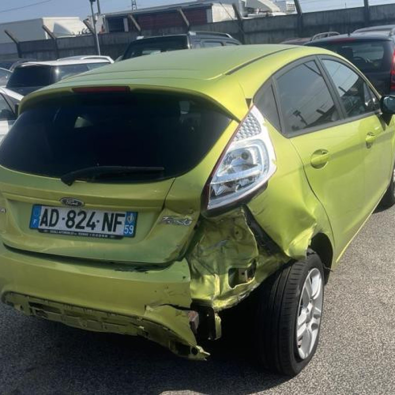 Feu arriere principal gauche (feux) FORD FIESTA 6 Photo n°8