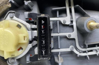 Feu arriere principal droit (feux) TOYOTA YARIS 1