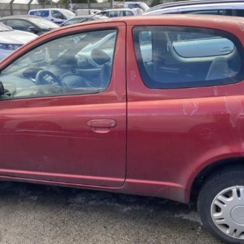 Feu arriere principal droit (feux) TOYOTA YARIS 1 Photo n°10